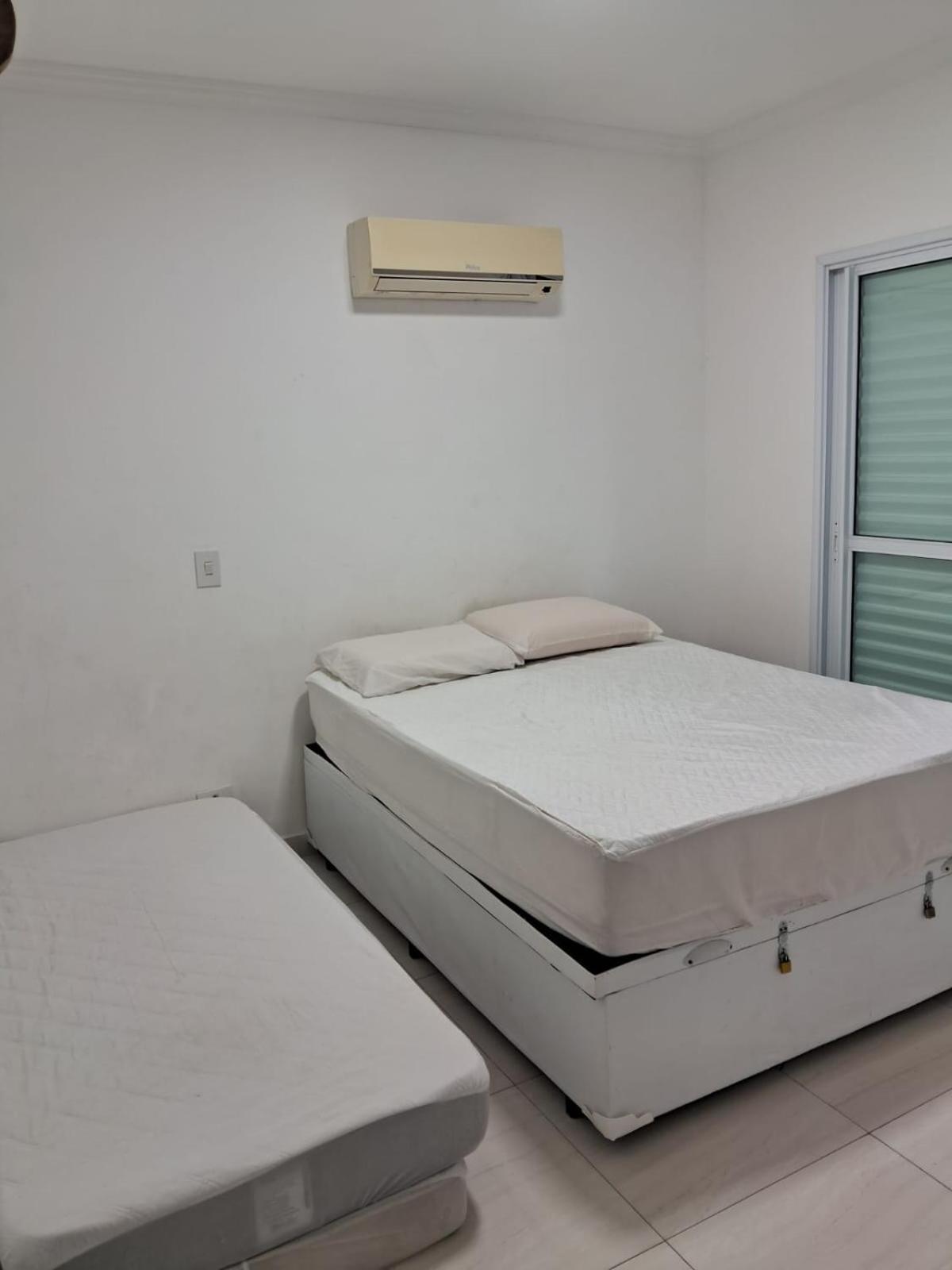 Apartamento Praia Grande -Canto Do Forte Екстериор снимка